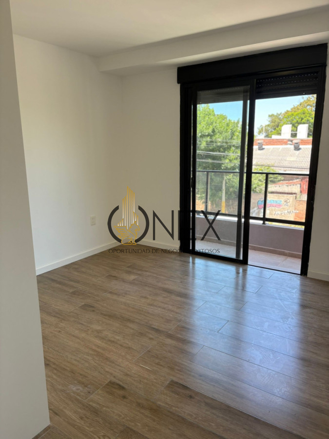 Apartamento ID.3635 - Se vende dúplex a estrenar en Brazo Oriental 