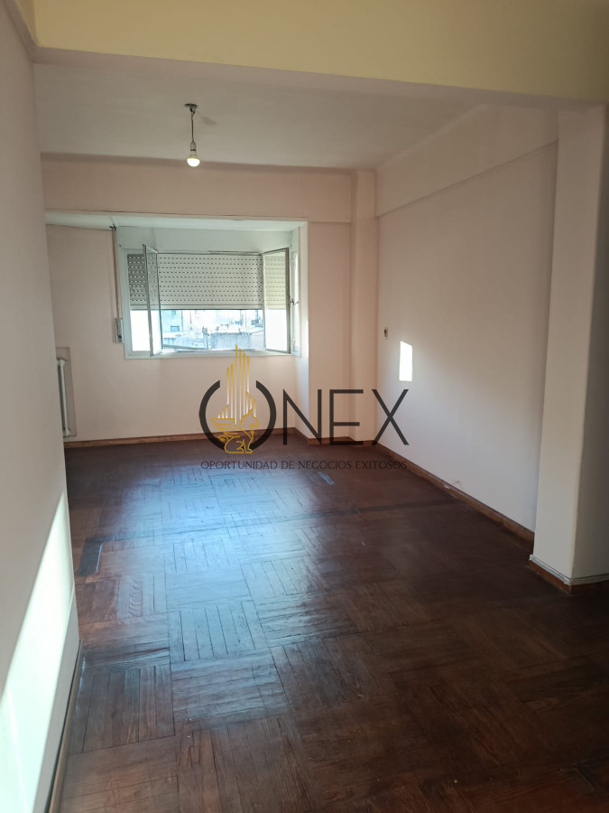 Apartamento ID.3588 - Apto tres dormitorios y dos baños a 100mt de Plaza Independencia