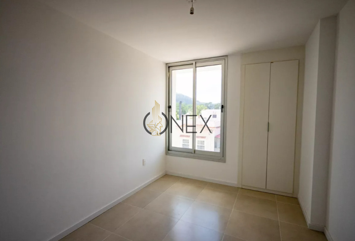 Apartamento ID.2957 - Venta Apartamento 2 dorm. Altos de Piriápolis!