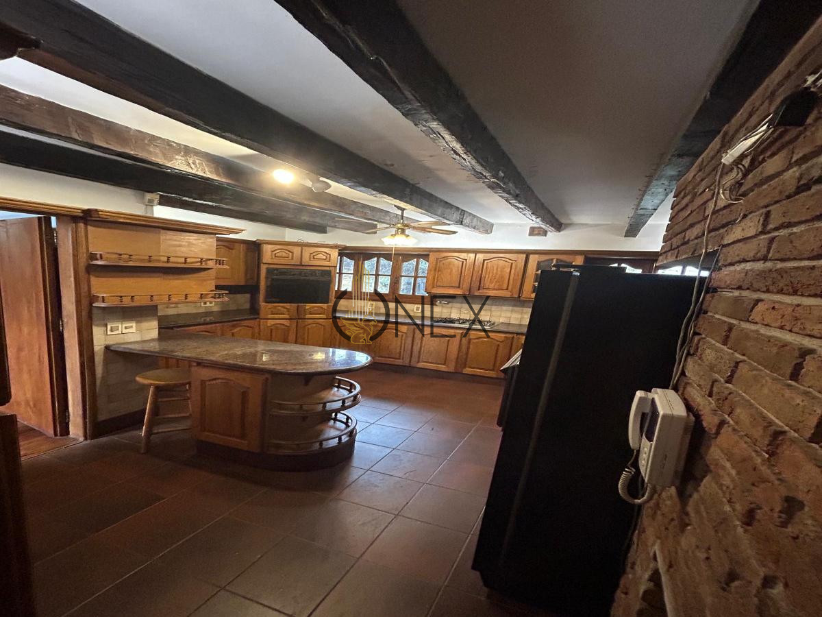 Apartamento ID.1096 - Se alquila   HERMOSA CASA EN CARRASCO
