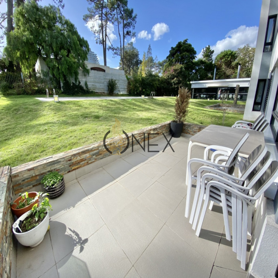 Apartamento ID.1686 - SE VENDE APARTAMENTO EN PUNTA DEL ESTE. HERMOSA PROPIEDAD EN LA MEJOR UBICACIÓN