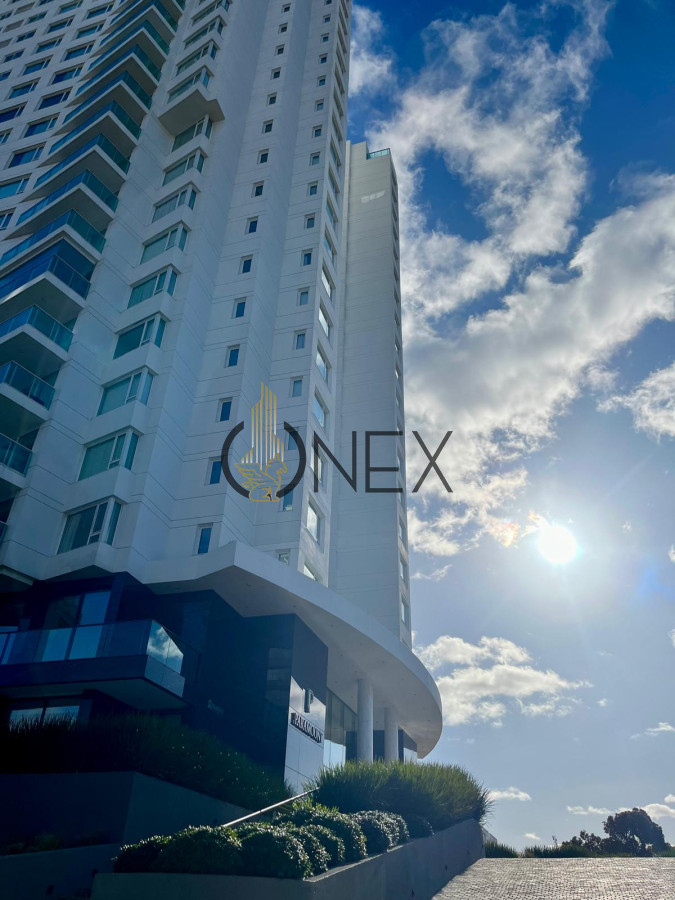 Apartamento ID.1199 - SE VENDE APARTAMENTO PARAMOUNT TOWER PUNTA DEL ESTE