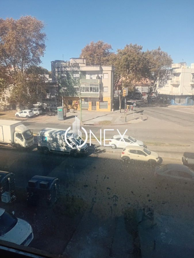 Apartamento ID.4566 - ONEX VENDE APTO EN CAPURRO