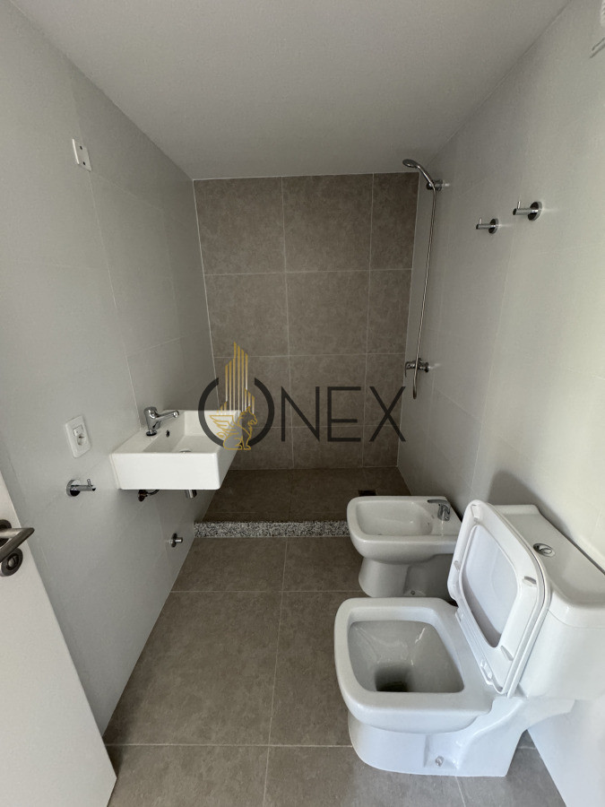 Apartamento ID.3215 - Alquiler 1 Dormitorio a estrenar con garaje, balcón y terraza privada !