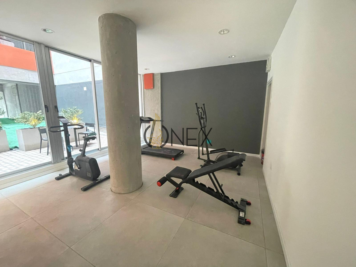 Apartamento ID.3321 - Alquiler de Apartamento 2 dormitorios + cochera vista a la rambla Barrio Sur