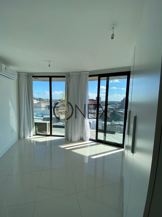 Apartamento ID.1668 - APARTAMENTO EN VENTA TORRE DE LA DEFENSA HOGAR U OFICINA
