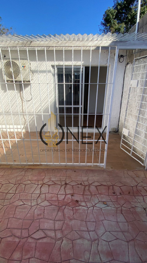 Apartamento ID.4297 - Alquiler 1 dormitorio en Las Toscas Sur a 2 cuadras de la playa