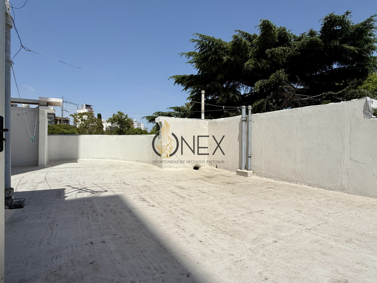 Apartamento ID.3861 - VENTA APARTAMENTO DE EPOCA CON RENTA DE 2 DORMITORIOS. PUNTA CARRETAS, MONTEVIDEO