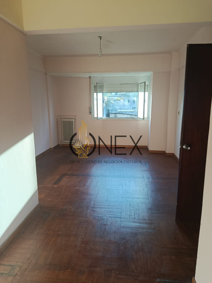 Apartamento ID.3588 - Apto tres dormitorios y dos baños a 100mt de Plaza Independencia