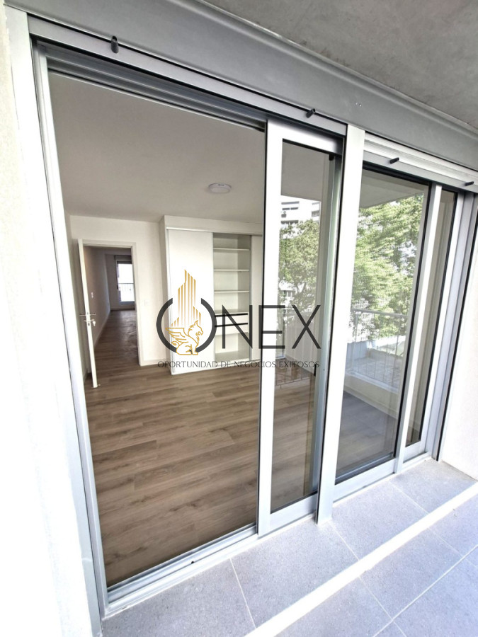 Apartamento ID.3737 - Apartamento en venta de 2 dormitorios en venta con Patio