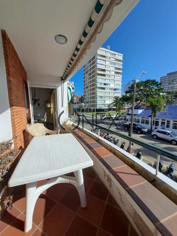 Apartamento ID.2635 - Alquiler 4 dormitorios espectacular de julio a noviembre 