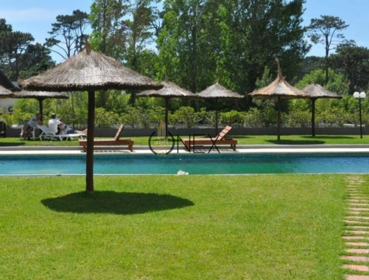 Apartamento ID.3308 - En Venta piso 8 con Vista Espectacular a Isla Gorriti !