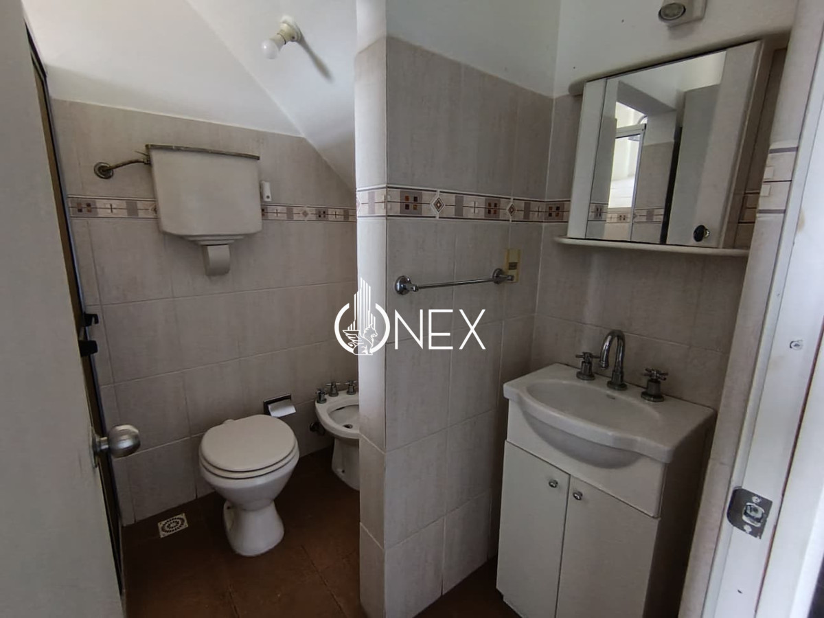 Apartamento ID.4460 - Casa Céntrica en alquiler-Paysandú