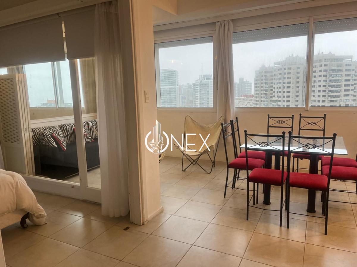 Apartamento ID.4495 - Se vende apartamento frente al mar, playa mansa parada 2.