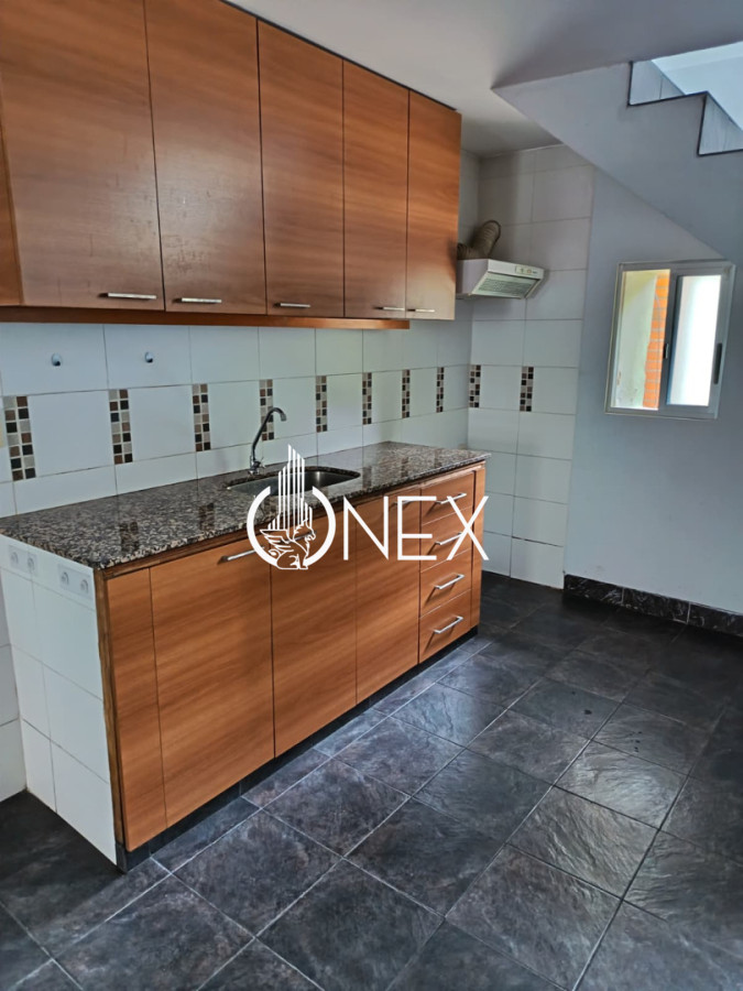 Apartamento ID.4460 - Casa Céntrica en alquiler-Paysandú
