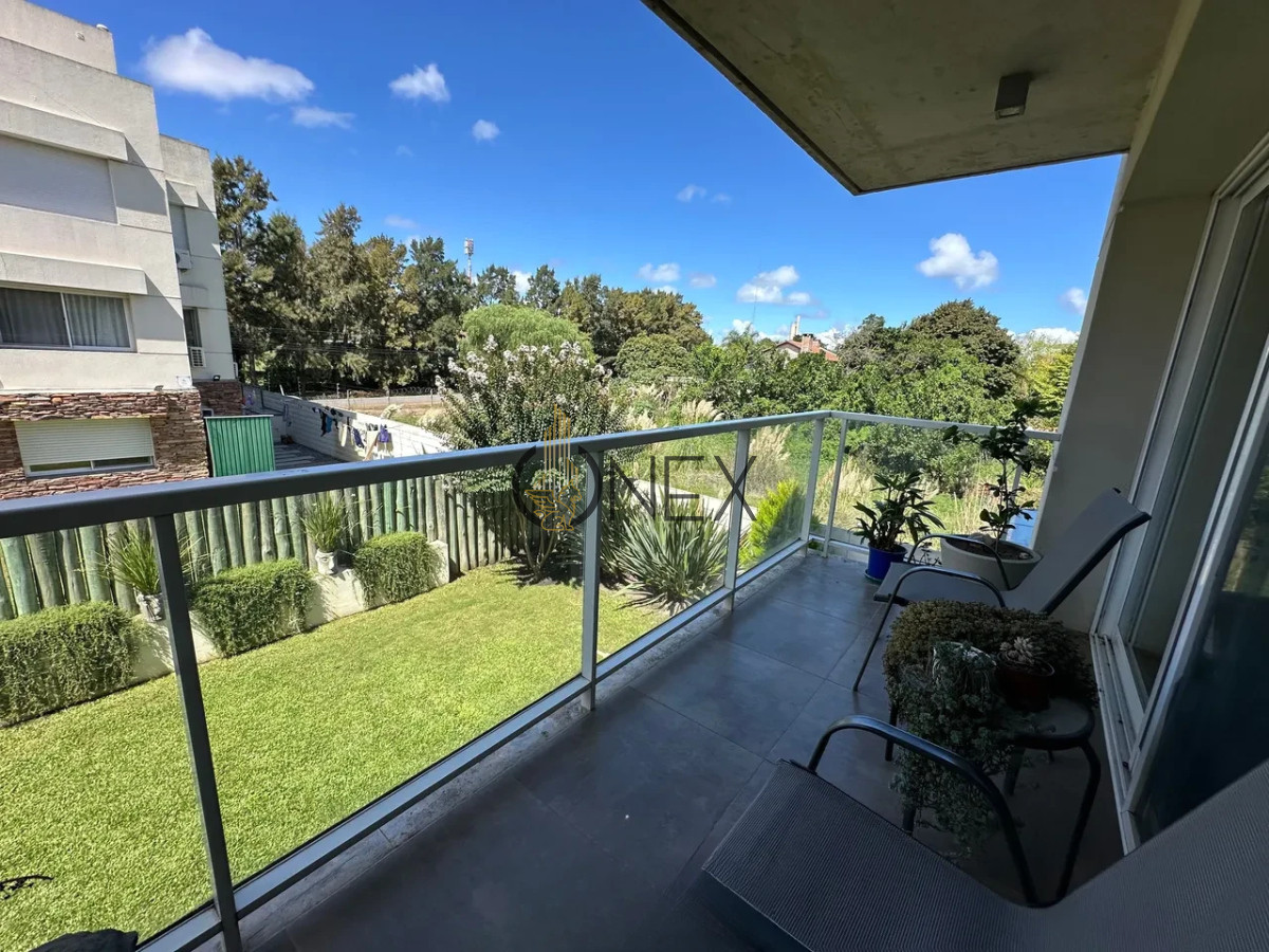 Apartamento ID.2793 - Venta Moderno y Seguro Apartamento 3 dormitorios en Carrasco Norte!