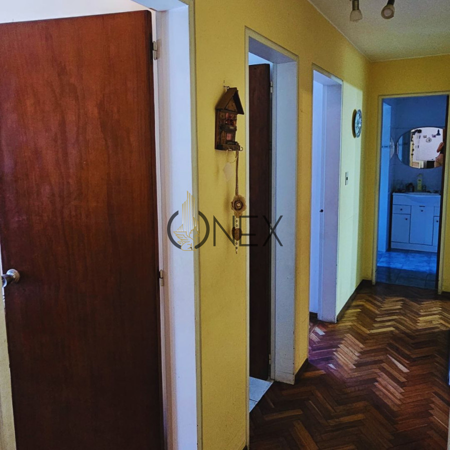 Apartamento ID.2004 - VENTA APARTAMENTO DE 4 DORMITORIOS Y DOS BAÑOS EN POCITOS