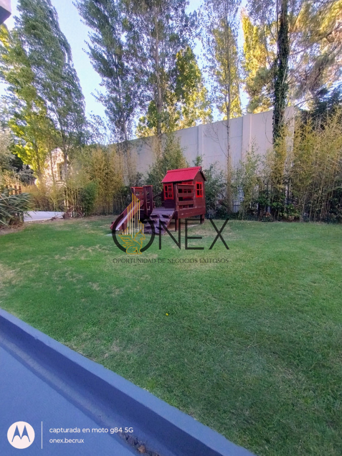 Apartamento ID.4243 - Alquiler anual en torre con amenities – Punta del Este 2 dormitorios 2 baños 