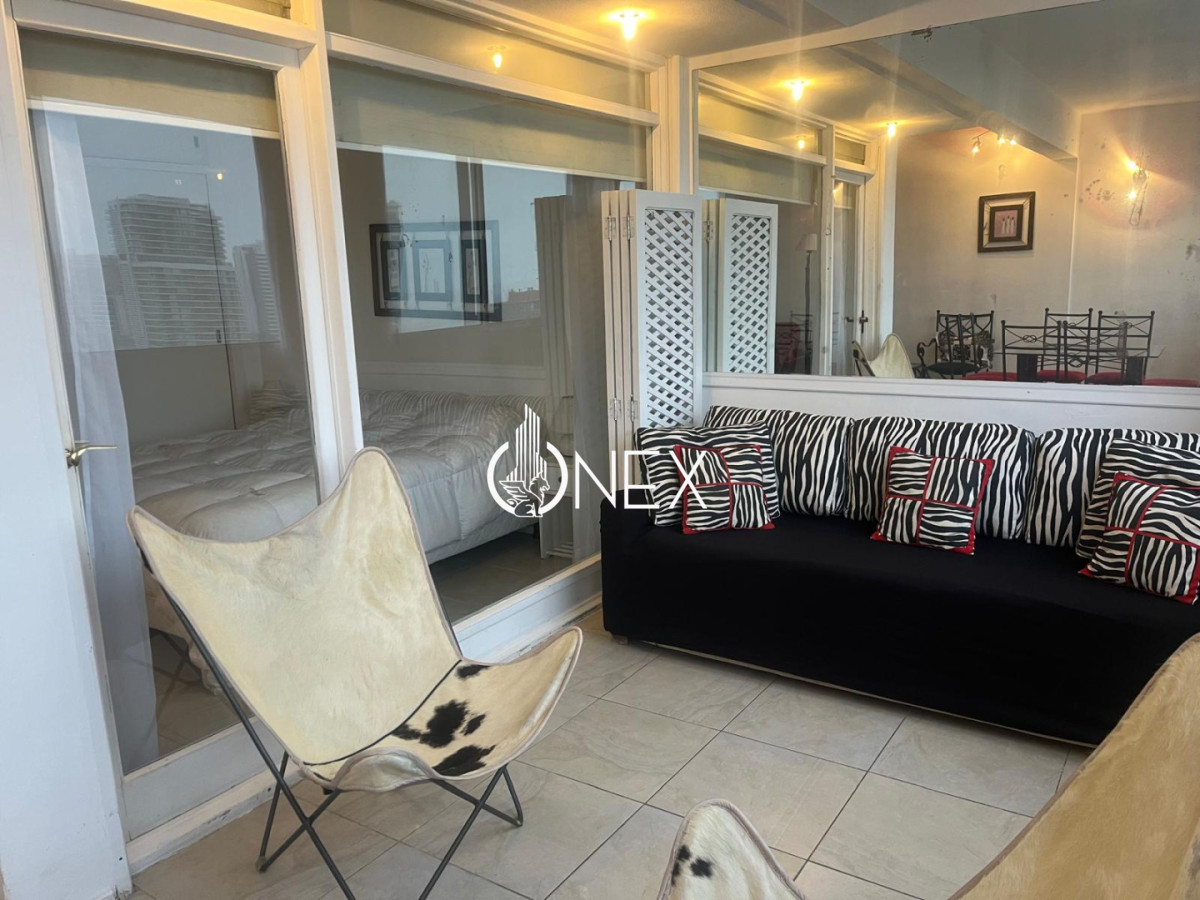 Apartamento ID.4495 - Se vende apartamento frente al mar, playa mansa parada 2.