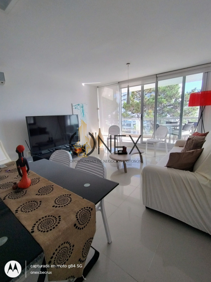 Apartamento ID.4243 - Alquiler anual en torre con amenities – Punta del Este 2 dormitorios 2 baños 