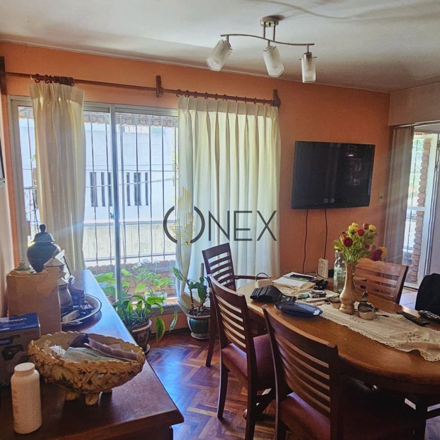Apartamento ID.2004 - VENTA APARTAMENTO DE 4 DORMITORIOS Y DOS BAÑOS EN POCITOS