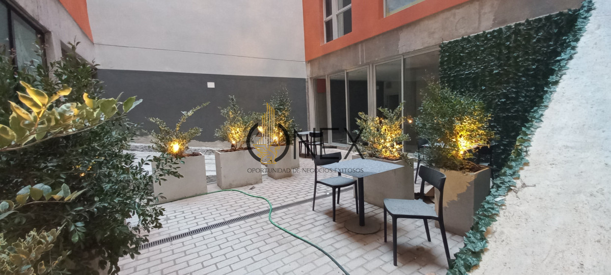 Apartamento ID.3518 - VENTA DE APARTAMENTO CON COCHERA VISTA A LA RAMBLA EN BARRIO SUR 