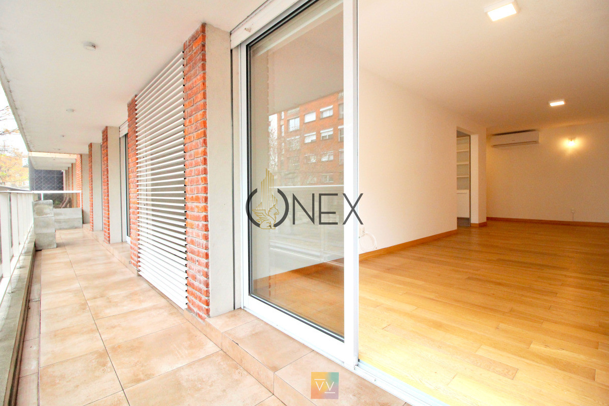 Apartamento ID.3271 - VENTA APARTAMENTO 3 DORMITORIOS Y GGE EN POCITOS