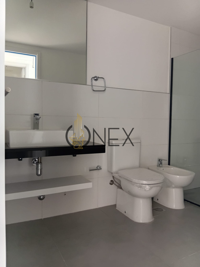 Apartamento ID.1668 - APARTAMENTO EN VENTA TORRE DE LA DEFENSA HOGAR U OFICINA