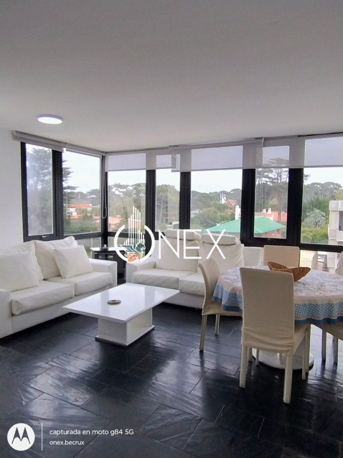 Apartamento ID.4543 - Oportunidad venta de apartamento sobre Rambla parada 13 Punta del Este apartamento 2 dormitorios 2 baños 