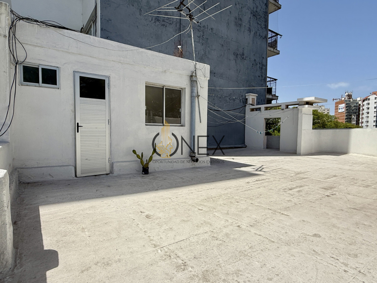 Apartamento ID.3861 - VENTA APARTAMENTO DE EPOCA CON RENTA DE 2 DORMITORIOS. PUNTA CARRETAS, MONTEVIDEO