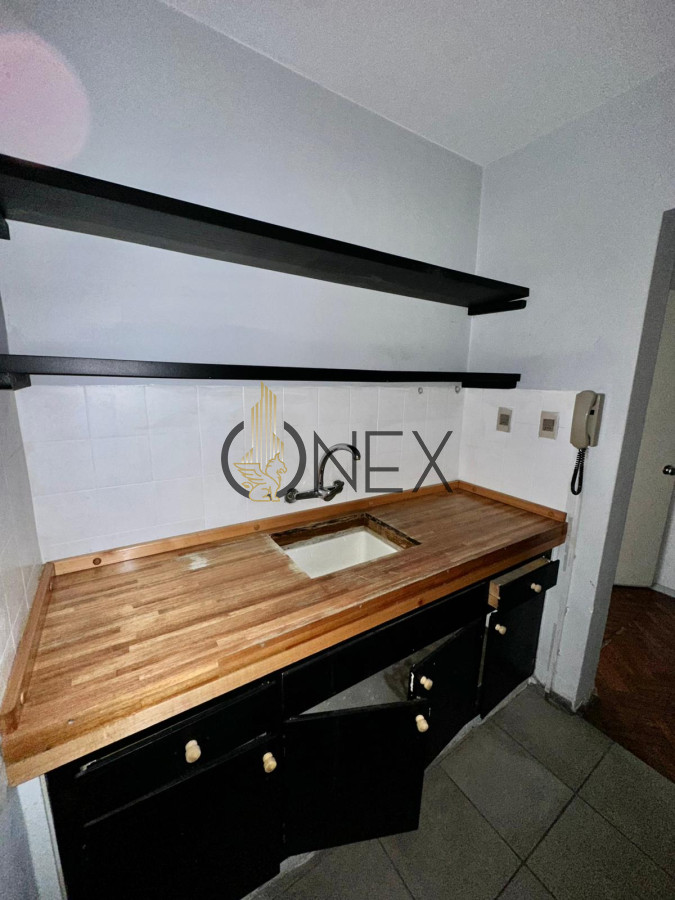 Apartamento ID.2519 - OFICINA EN VENTA CIUDAD VIEJA