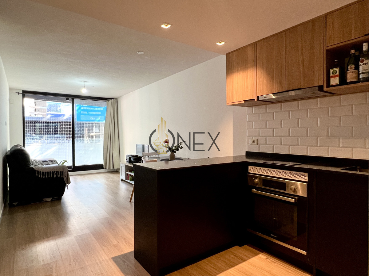 Apartamento ID.1879 - VENTA APARTAMENTO CON RENTA, 1 DORMITORIO, 1 BAÑO Y TERRAZA, EDIF. DOMINI, CENTRO
