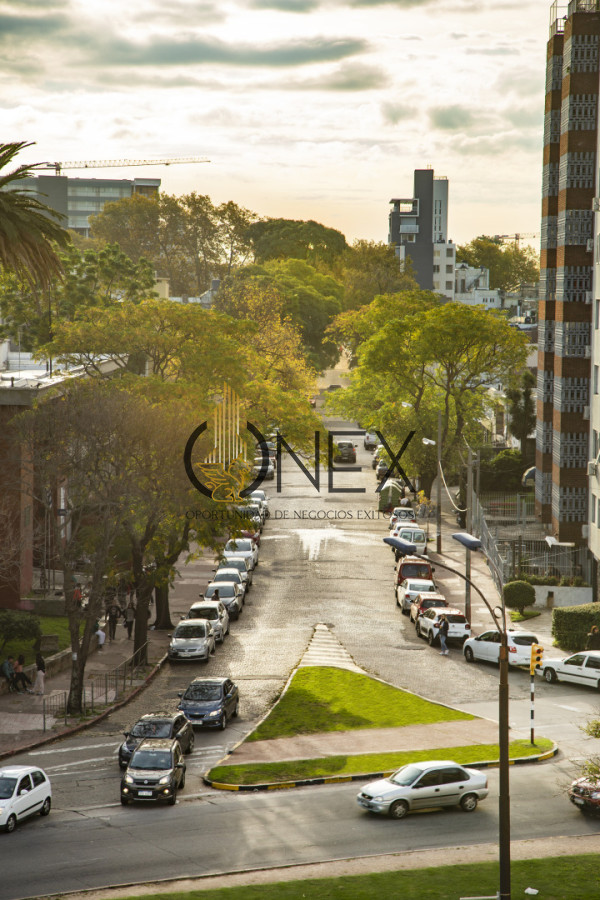 Apartamento ID.4121 - Venta de Apartamento de 2 Dormitorios en Parque Batlle 