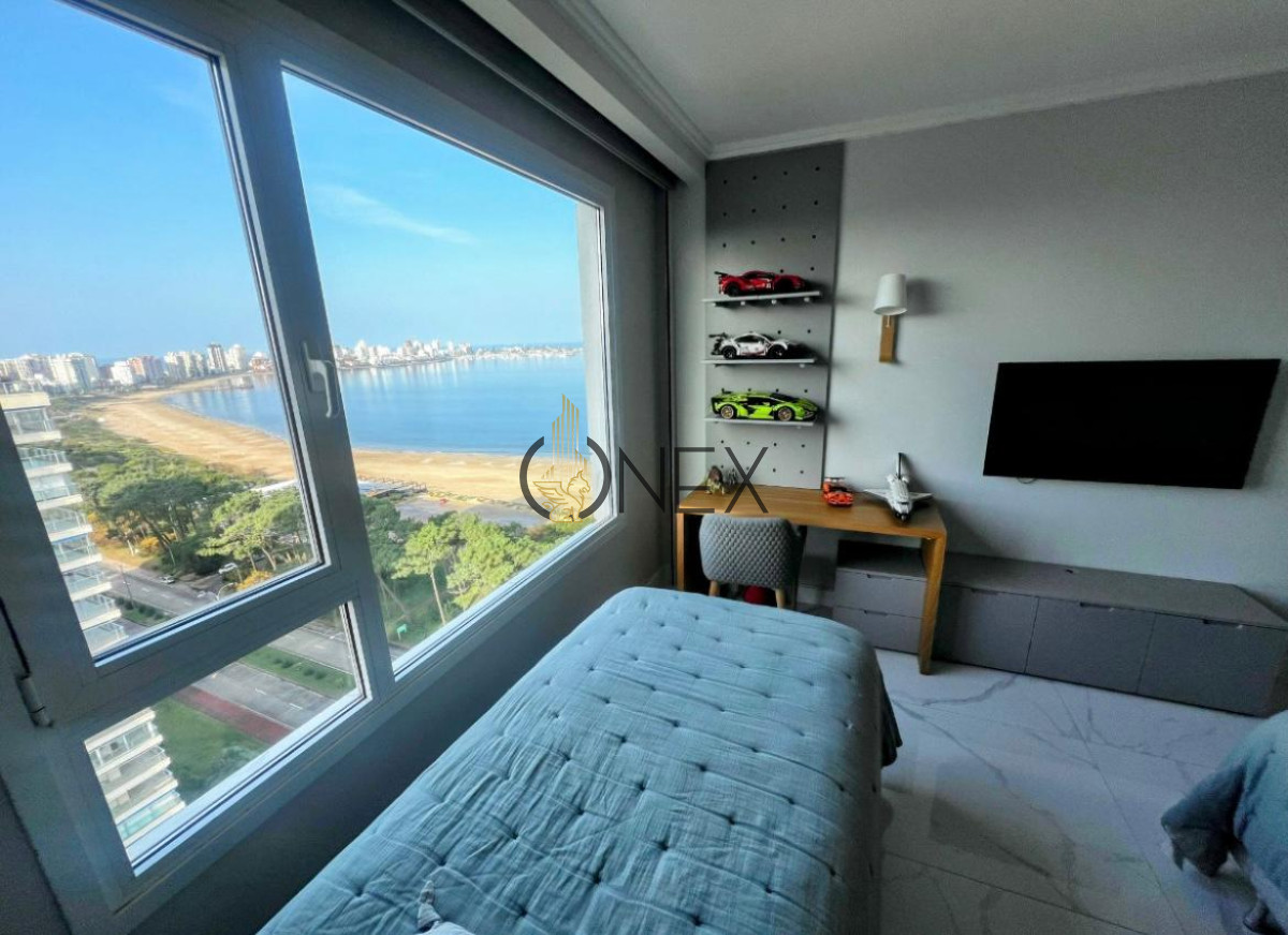 Apartamento ID.1199 - SE VENDE APARTAMENTO PARAMOUNT TOWER PUNTA DEL ESTE