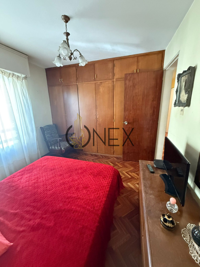 Apartamento ID.2586 - VENTA APARTAMENTO POCITOS CON SALDO EN ANV