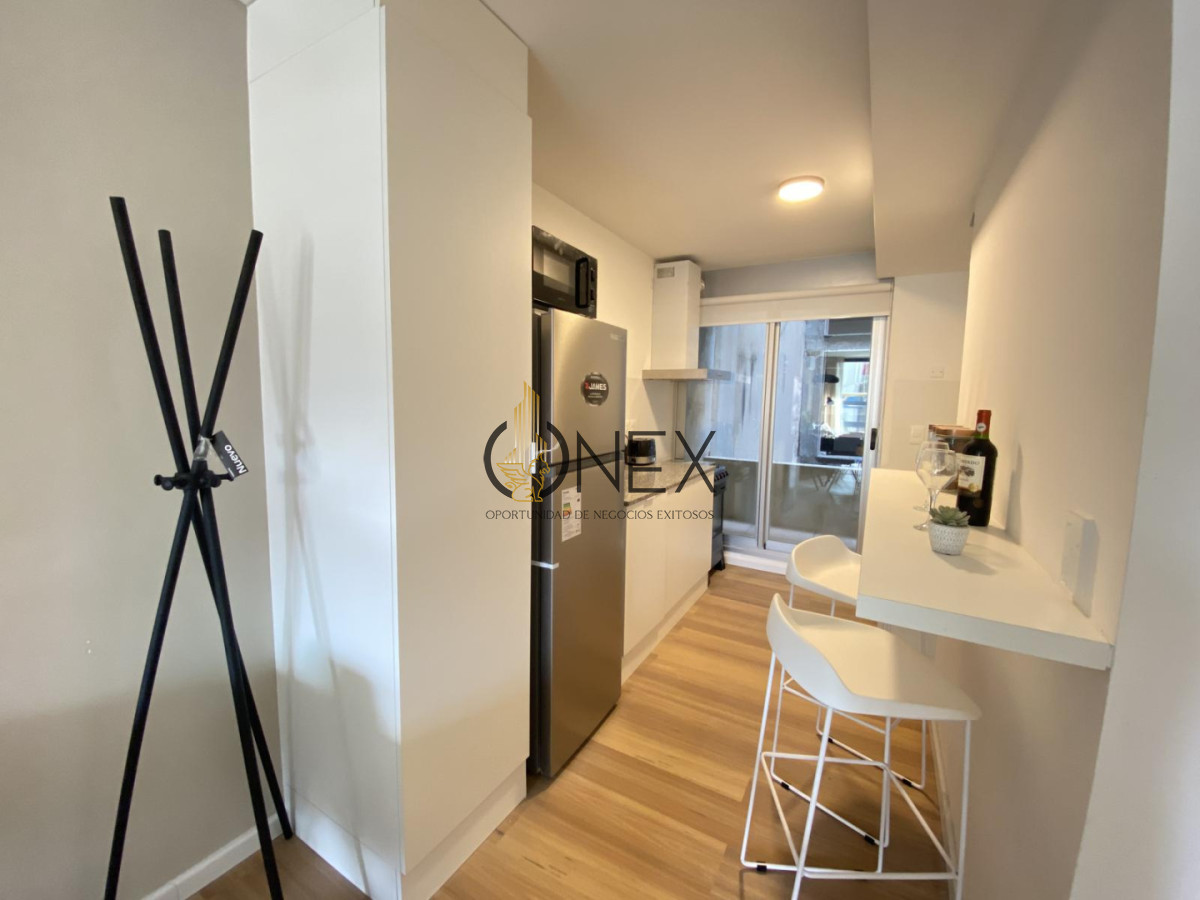 Apartamento ID.3518 - VENTA DE APARTAMENTO CON COCHERA VISTA A LA RAMBLA EN BARRIO SUR 