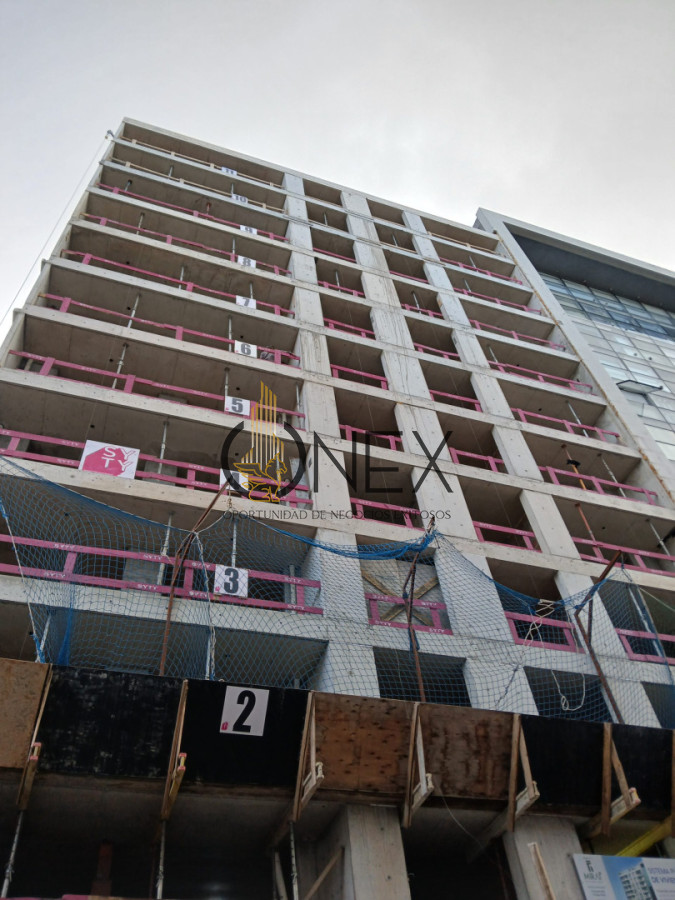 Apartamento ID.3737 - Apartamento en venta de 2 dormitorios en venta con Patio