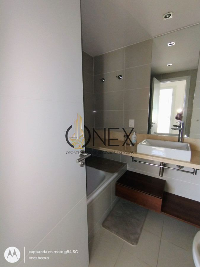 Apartamento ID.4243 - Alquiler anual en torre con amenities – Punta del Este 2 dormitorios 2 baños 