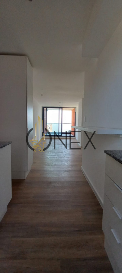 Apartamento ID.3321 - Alquiler de Apartamento 2 dormitorios + cochera vista a la rambla Barrio Sur
