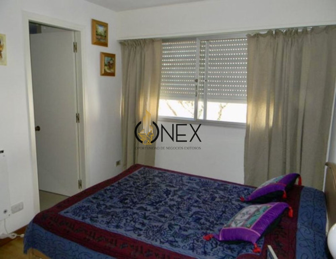 Apartamento ID.3464 - En venta apartamento en Punta del Este de 4 dormitorios. Con vista al puerto