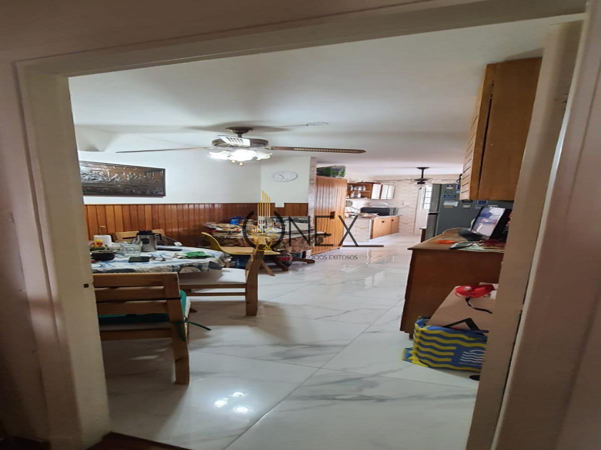 Apartamento ID.1030 - OPORTUNIDAD, Vendo  apartamento en Montevideo  18 de julio y Rio Negro