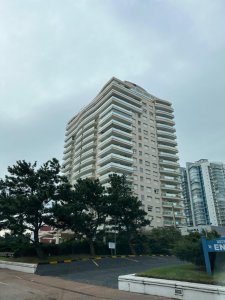 Se vende apartamento en Coral Tower Punta del Este