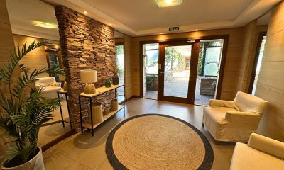 Venta Moderno y Seguro Apartamento 3 dormitorios en Carrasco Norte!