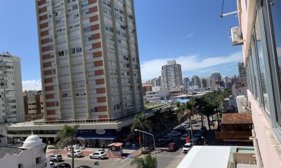 Venta espectacular apto en Gorlero