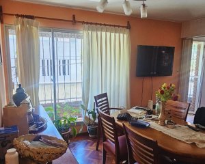 VENTA APARTAMENTO DE 4 DORMITORIOS Y DOS BAÑOS EN POCITOS