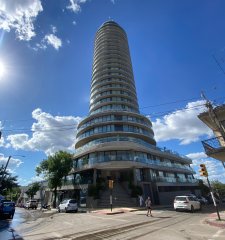 APARTAMENTO EN VENTA TORRE DE LA DEFENSA HOGAR U OFICINA