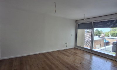 APARTAMENTO EN LA BLANQUEADA,  MONTEVIDEO