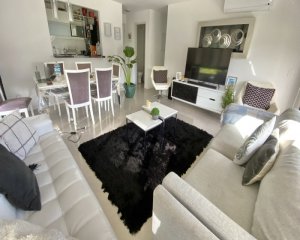 SE VENDE APARTAMENTO EN PUNTA DEL ESTE. HERMOSA PROPIEDAD EN LA MEJOR UBICACIÓN