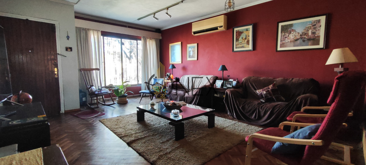 Casa ID.2656 - VENTA CASA MALVIN 3 DORMITORIOS 3 BAÑOS PARRILLERO GARAGE
