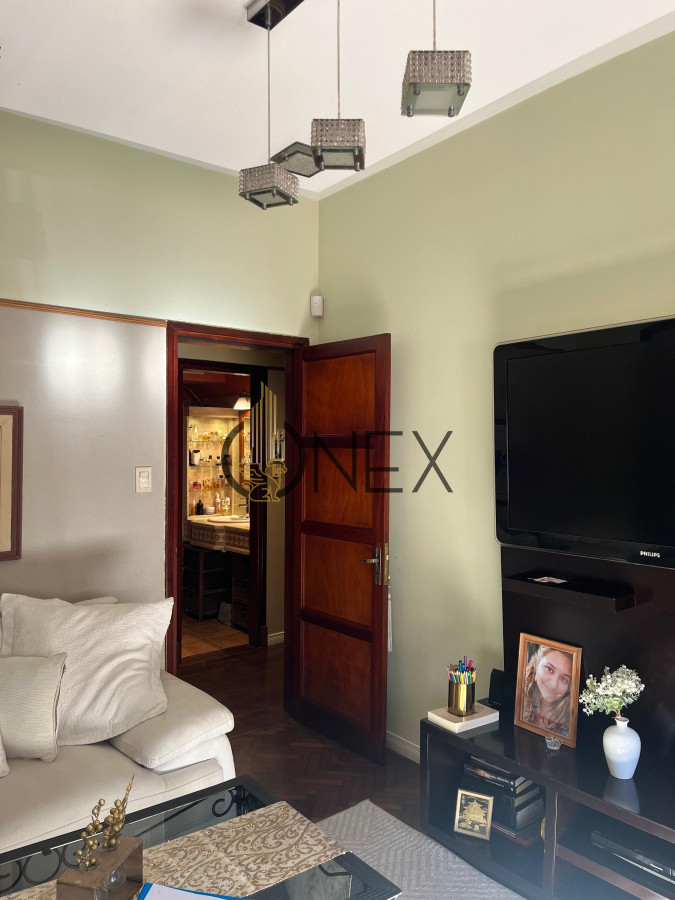 Casa ID.2573 - Hermosa propiedad de 4 dormitorios en Av. Don Pedro de Mendoza